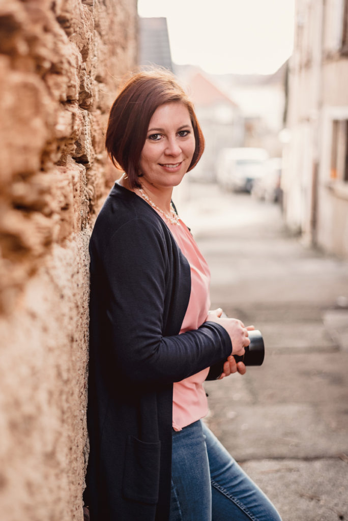 Babyfotos beim Fotoshooting mit Mama aus Mainz und Frankfurt