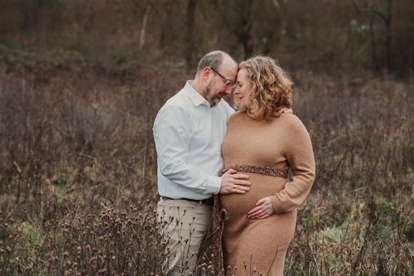 Babybauchshooting im Winter
